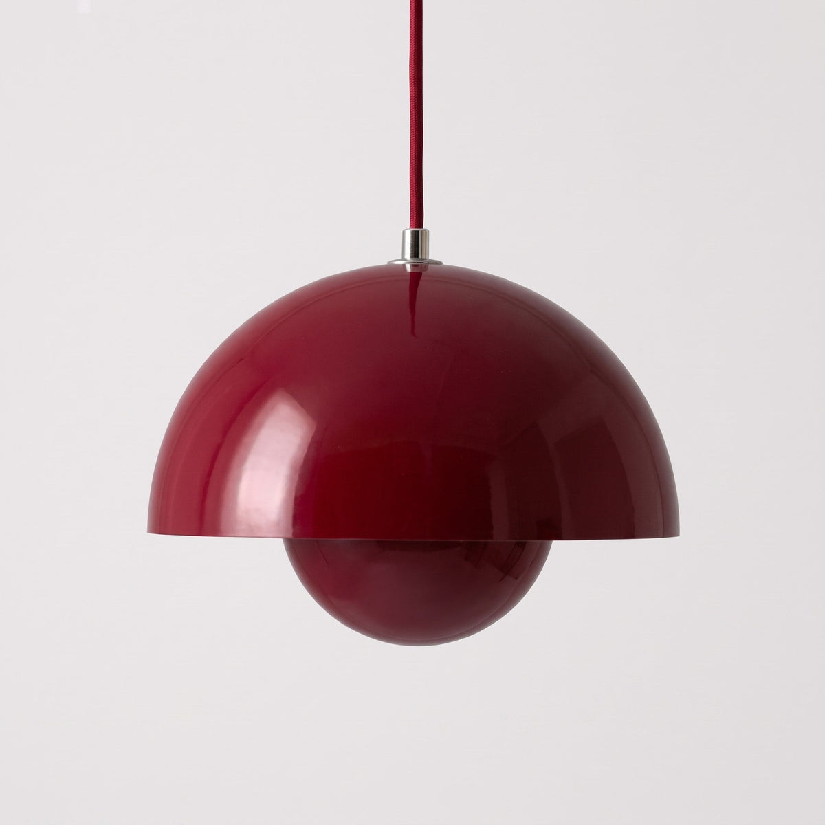 Retro Kuppel Pendelleuchte im Vintage Design - Pendant Light Fixtures - Rot - Voldeva