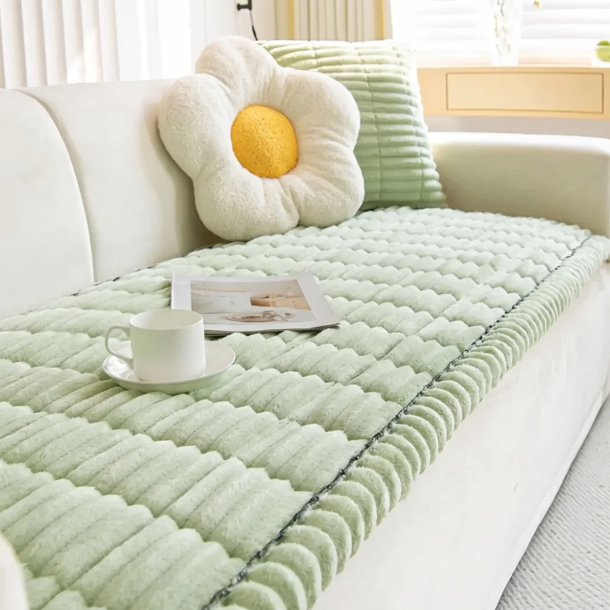 Rutschfester Plüsch-Sofaüberwurf mit Rippenstruktur - Slipcovers - Grün - Voldeva