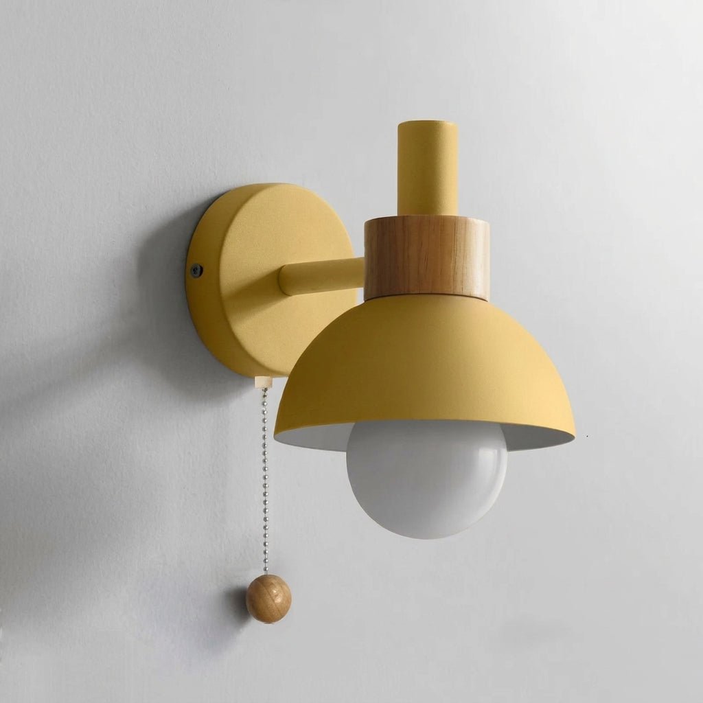 Skandinavischer Wandleuchte im Retro-Design mit Holzoptik - Wall Light Fixtures - Bernstein - Voldeva