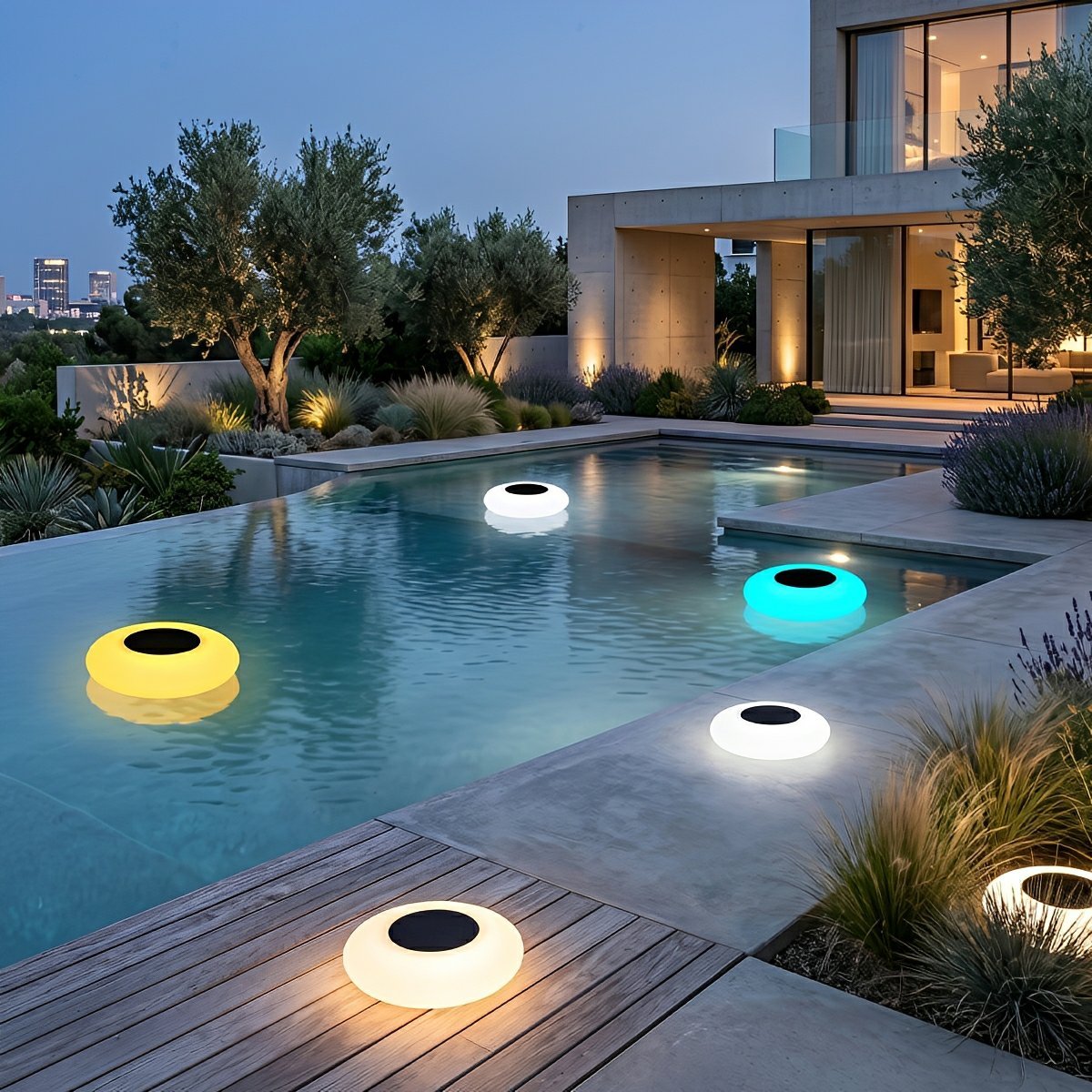 Solarbetriebene RGB - LED - Gartenleuchte - Gartenleuchte - Voldeva