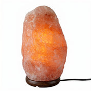 Tischlampe in Himalaya-Salz-Optik mit Holzsockel - Tischlampen - Voldeva