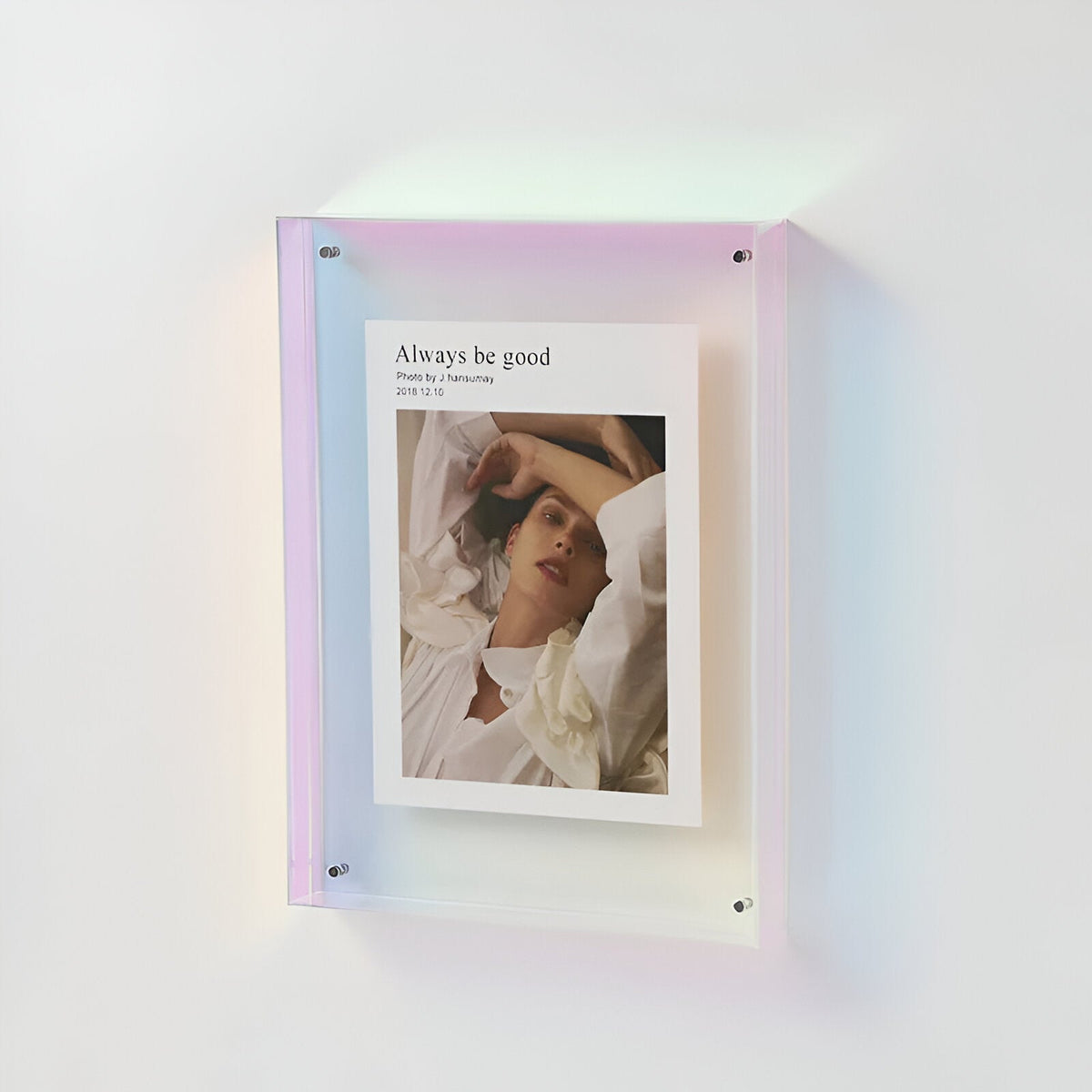 Transparenter Acryl Bilderrahmen im Minimalistischen Design - Picture Frames - Lila - Voldeva
