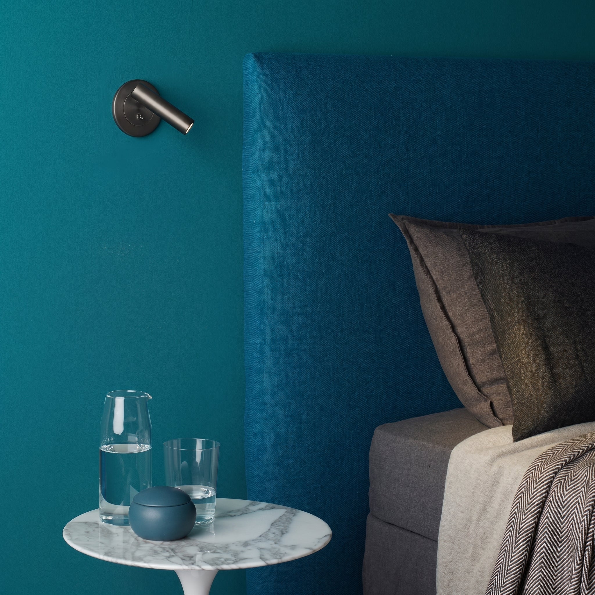Verstellbare Wandleseleuchte mit schwenkbarem Zylinderkopf - Wall Light Fixtures - Gebürstete Bronze - Voldeva
