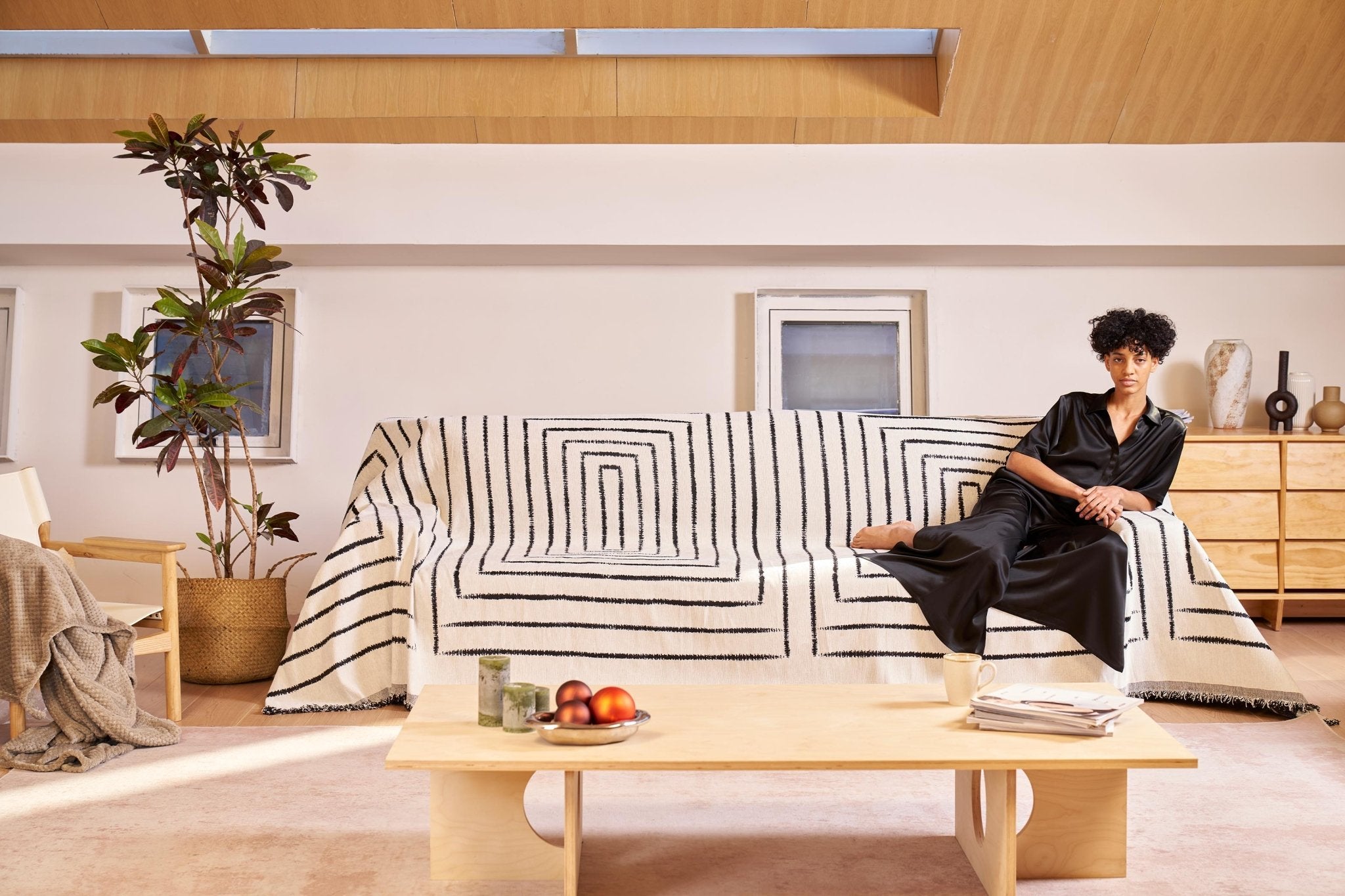 Vielseitiger Sofaüberwurf mit Geometrischem Muster - Wohnzimmer - Weiß - Voldeva