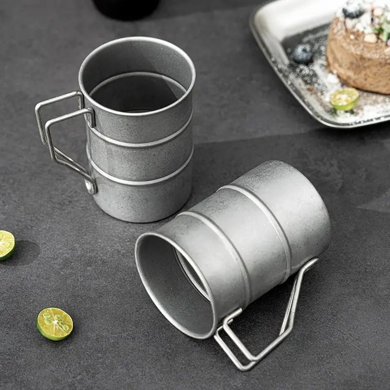 Vintage Becher Mit Robustem Griff - Becher - Voldeva