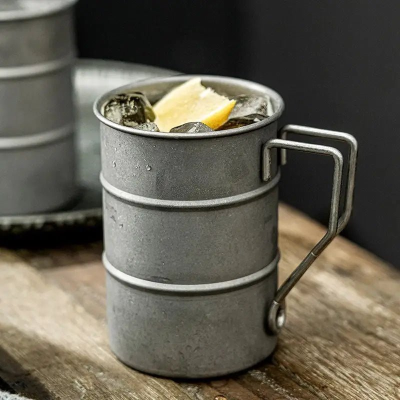 Vintage Becher Mit Robustem Griff - Becher - Voldeva