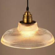 Vintage Pendelleuchte mit geripptem Glasschirm und Messing - Fassung - Pendelleuchte - Bernstein - Voldeva