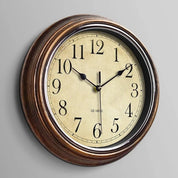 Wanduhr im Klassischen Vintage - Design - Wanduhr - Braun - Voldeva