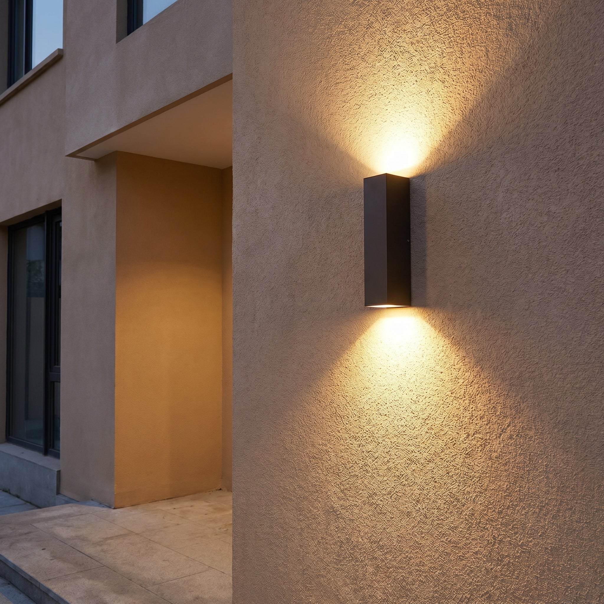 Wasserdichte LED - Außenwandleuchte mit Auf - Ab - Lichteffekt - Wandleuchte - 37x16x16 cm - Voldeva