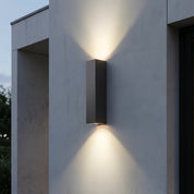 Wasserdichte LED - Außenwandleuchte mit Auf - Ab - Lichteffekt - Wandleuchte - 37x16x16 cm - Voldeva
