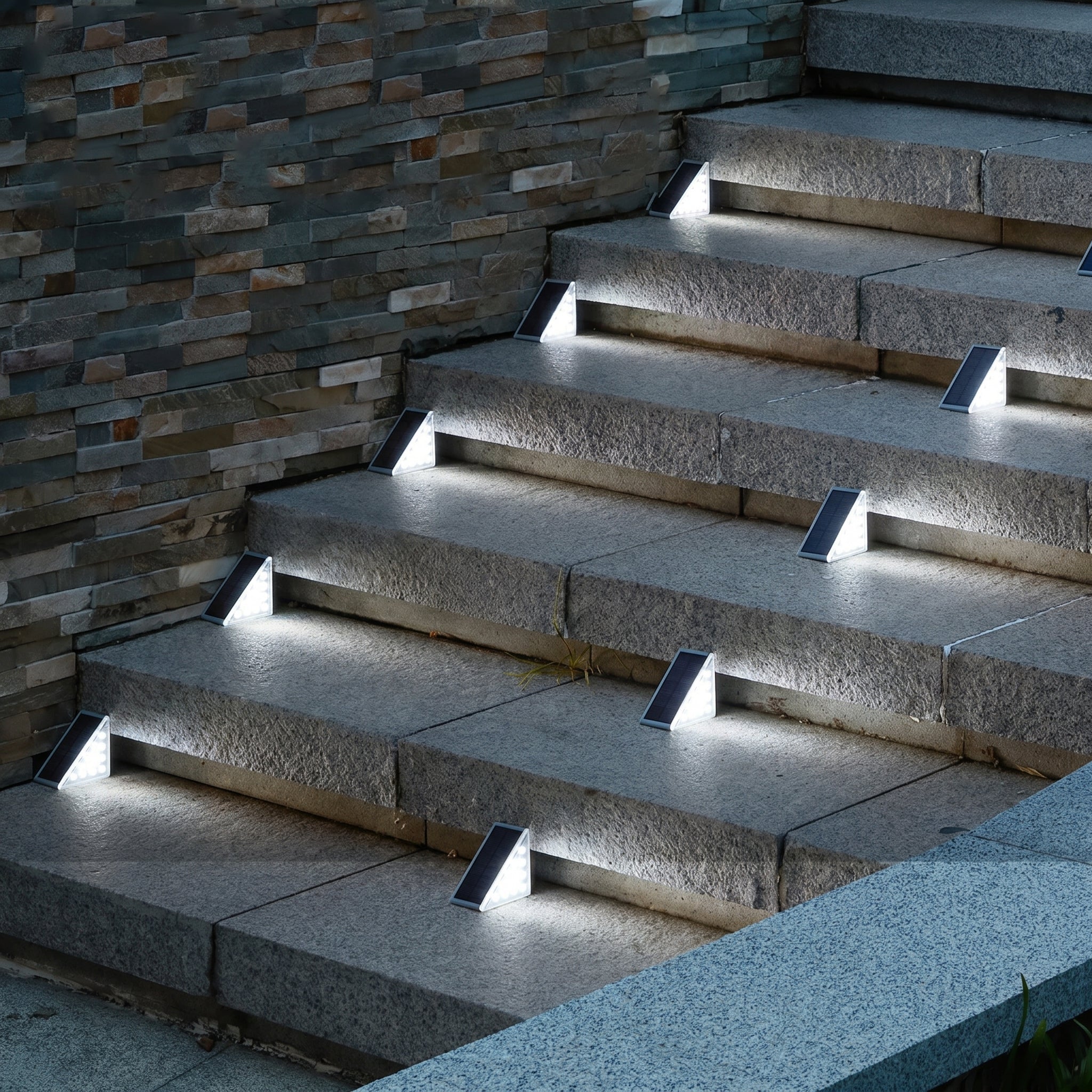 Wasserdichtes dreieckiges Solar LED Stufenlicht - LED Stufenlicht - Kaltweiß - Voldeva