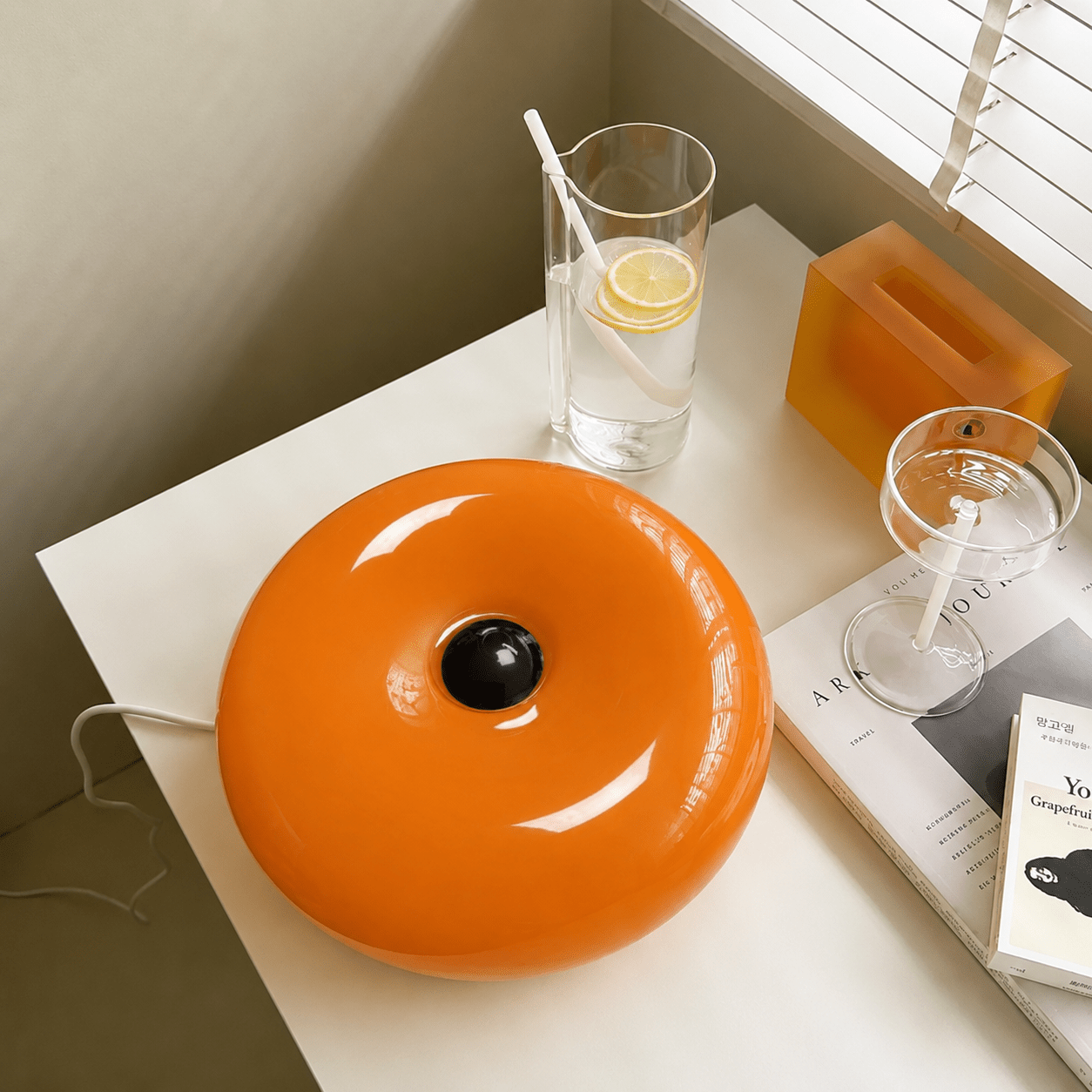 Wiederaufladbar Bauhaus Donut Lampe für Tisch und Wand - Tischlampe - Orange - Voldeva