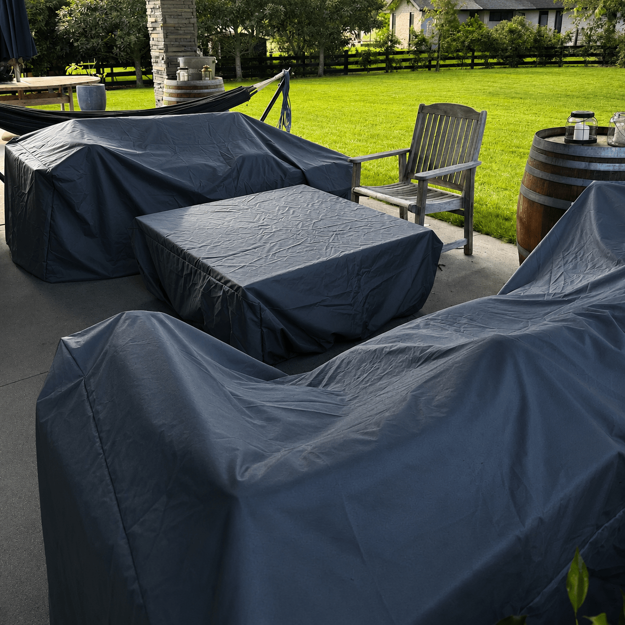 Witterungsbeständige Gartenmöbel Abdeckung - Außenabdeckung - Schwarz - Voldeva