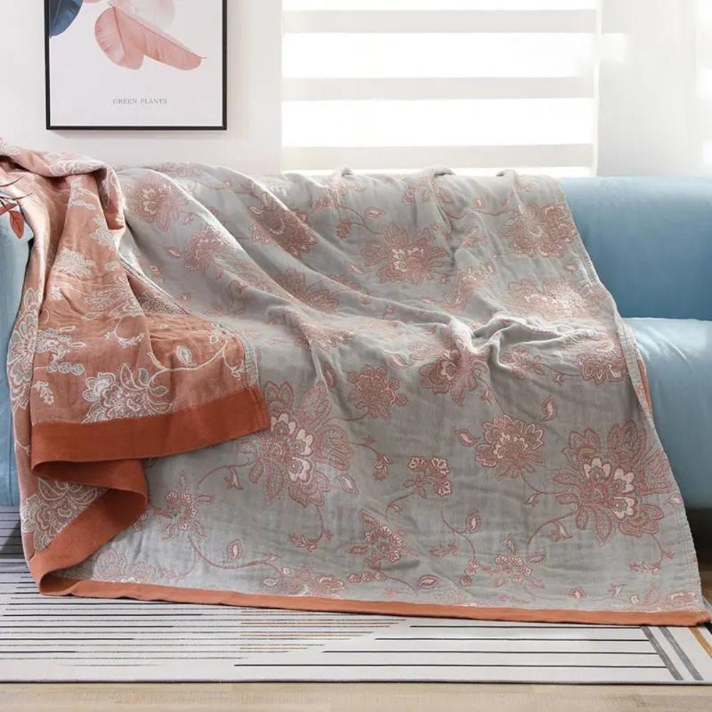 Wohndecke mit Blumenmuster - Blankets - Rot - Voldeva