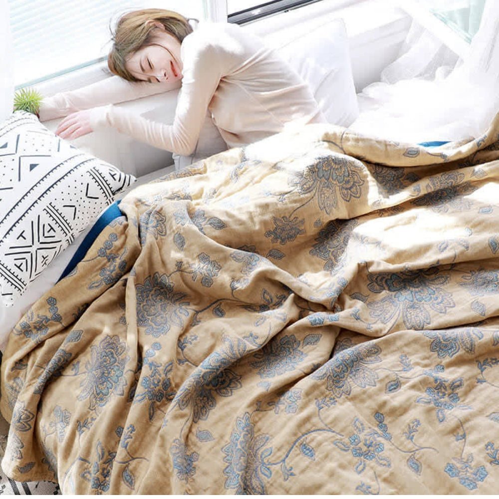 Wohndecke mit Blumenmuster - Blankets - Gelb - Voldeva
