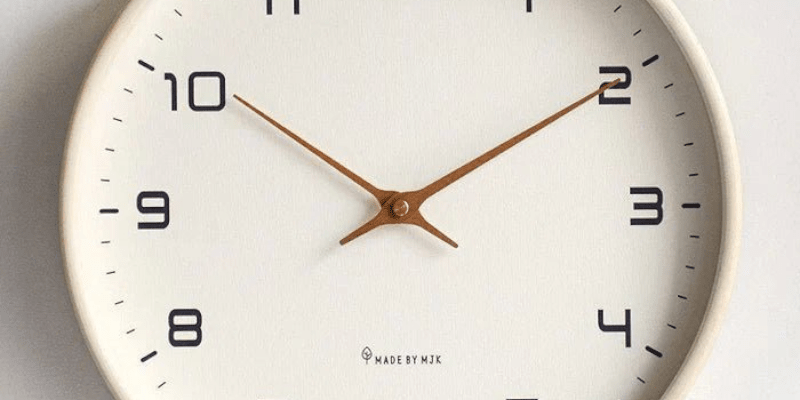 Wooly – Wanduhr im nordischen Design - Wanduhr - Creme - Voldeva
