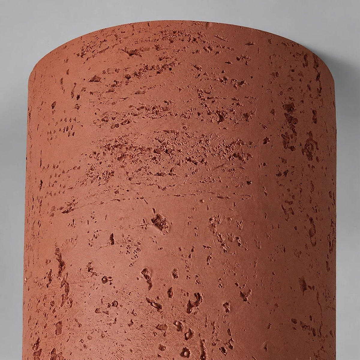 Zylindrische Deckenleuchte im Wabi-Sabi Design mit Travertin-Optik - Ceiling Light Fixtures - Rot - Voldeva